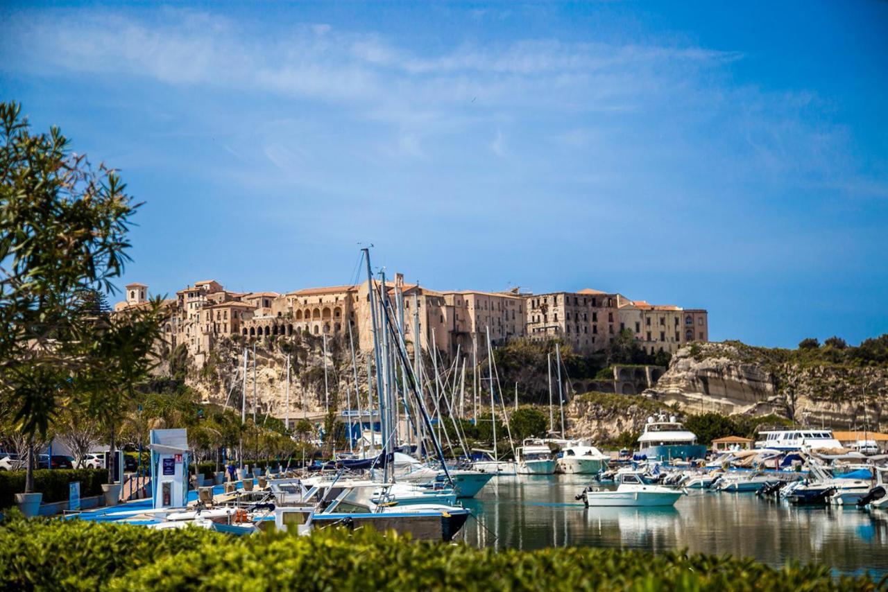 Solmaris Tropea Rooms & Suites Zewnętrze zdjęcie